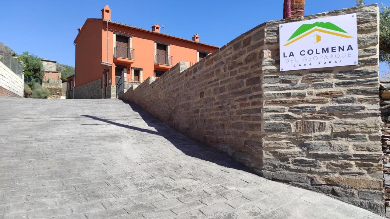 Casa Rural La Colmena Del Geoparque Navatrasierra Luaran gambar